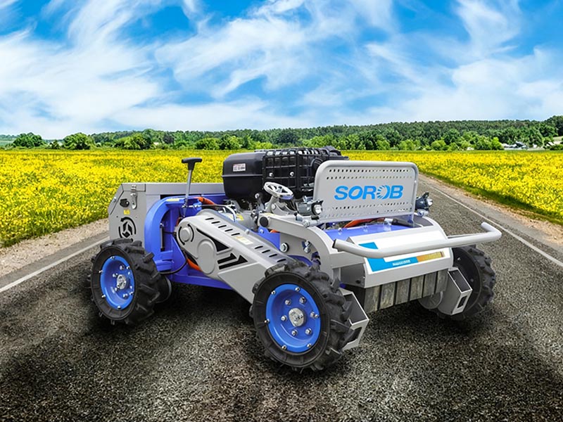 powerful 4WD grass shredder