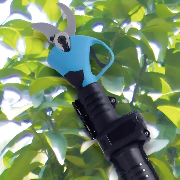 Powerful 15HP engine detail of SOROB Gasoline Chipper Shredder Powerful 15HP engine detail of SOROB Gasoline Chipper Shredder