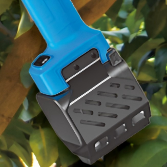 High capacity Gasoline Chipper Shredder processing 100mm thick branches High capacity Gasoline Chipper Shredder processing 100mm thick branches